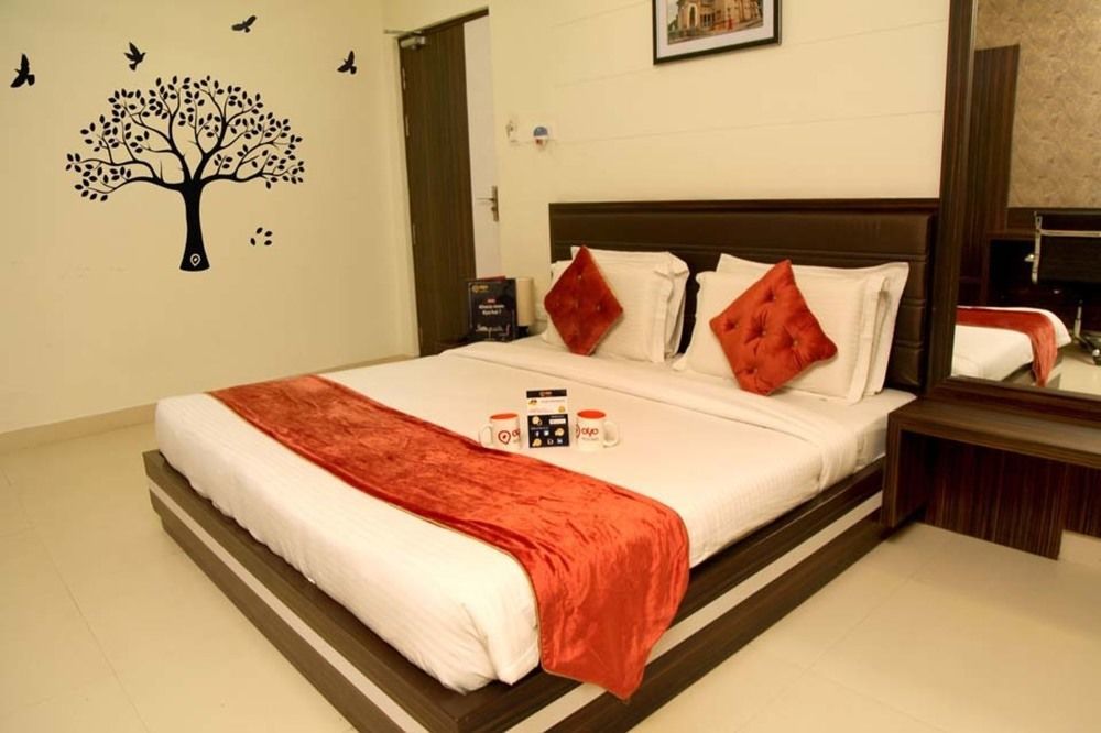 Collection O 45990 Premiere Villa Kakarmatha Luaran gambar